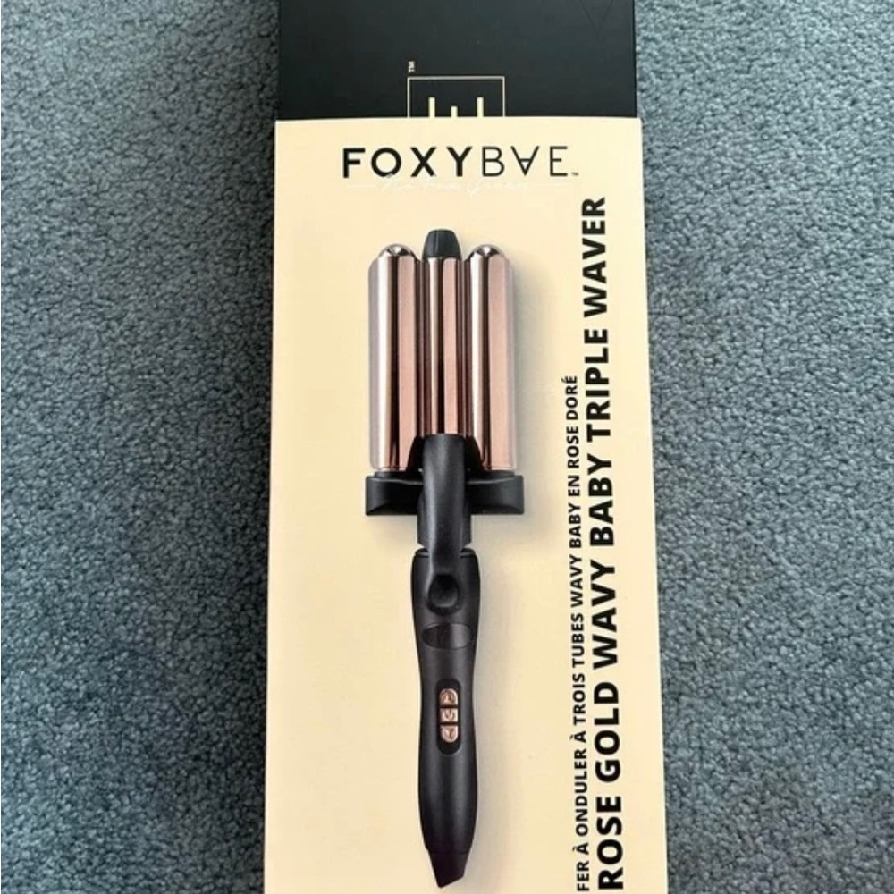 Foxybae Rose Gold Wavy Baby Tripple Waver